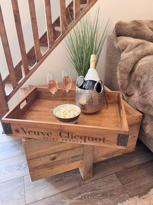 *Brand New* Luxury Country Lodge Burnham-on-Crouch エクステリア 写真